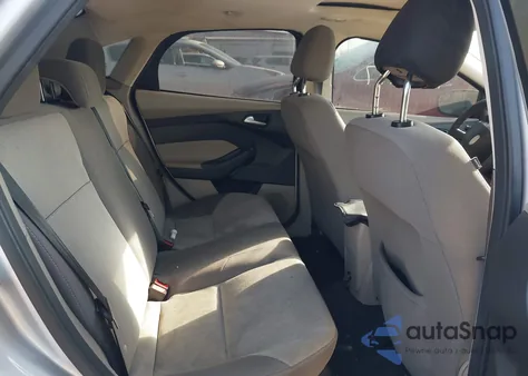 2012 Ford Focus Se z USA, uszkodzony, nr VIN 1FAHP3F2XCL264781